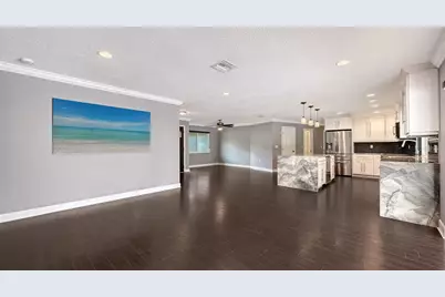 8010 Conservatory Drive, Sarasota, FL 34243 - Photo 15