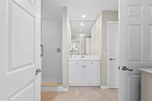 232 Hidden Bay Dr, Osprey, FL 34229 - Photo 31