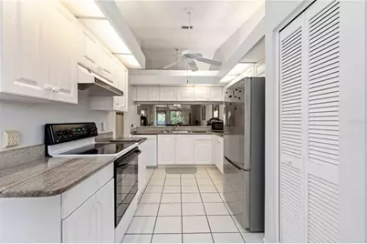 4248 Marseilles Avenue #3247, Sarasota, FL 34233 - Photo 9