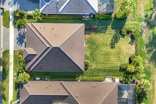 9037 Bernini Pl, Sarasota, FL 34240 - Photo 33