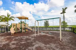 9037 Bernini Pl, Sarasota, FL 34240 - Photo 53