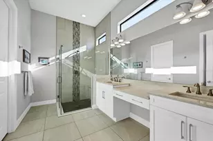 9037 Bernini Pl, Sarasota, FL 34240 - Photo 19