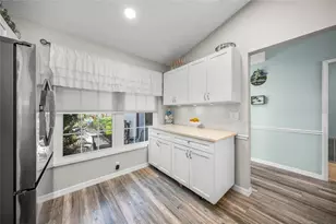 5958 Clubside Dr, Sarasota, FL 34243 - Photo 15