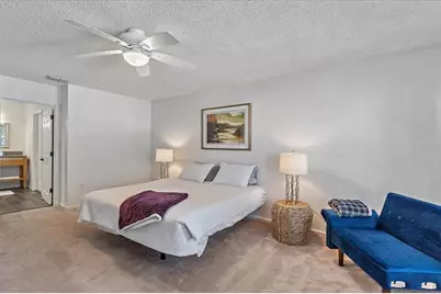 5766 Forester Pine Court, Sarasota, FL 34243 - Photo 15