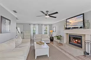 5766 Forester Pine Ct, Sarasota, FL 34243 - Photo 3