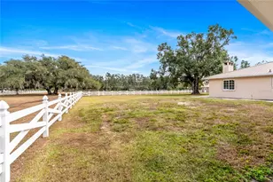 1160 Wagon Wheel Dr, Sarasota, FL 34240 - Photo 7