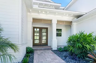 1876 Magnolia St, Sarasota, FL 34239 - Photo 5