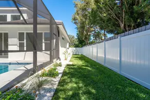 1876 Magnolia St, Sarasota, FL 34239 - Photo 49