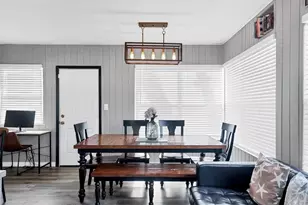 3224 Williamsburg St, Sarasota, FL 34231 - Photo 13