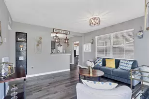 3224 Williamsburg St, Sarasota, FL 34231 - Photo 7