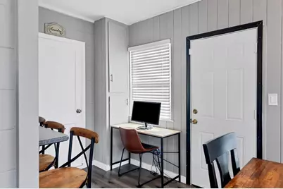 3224 Williamsburg Street, Sarasota, FL 34231 - Photo 15