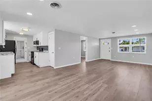 3091 Sunset Beach Dr, Venice, FL 34293 - Photo 3