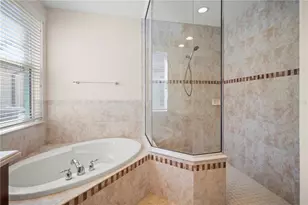 15615 Lemon Fish Dr, Lakewood Ranch, FL 34202 - Photo 13