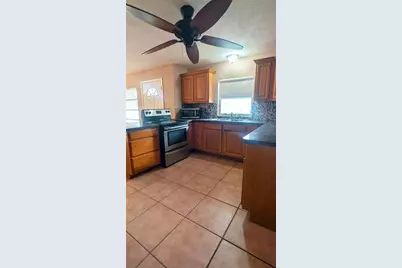 4423 4th Avenue E, Bradenton, FL 34208 - Photo 9