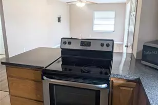 4423 4th Ave E, Bradenton, FL 34208 - Photo 5