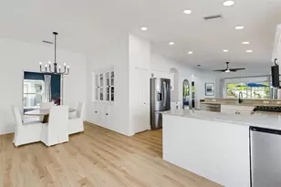 6226 Blueflower Ct, Lakewood Ranch, FL 34202 - Photo 13