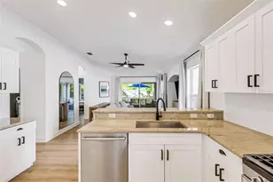 6226 Blueflower Ct, Lakewood Ranch, FL 34202 - Photo 17