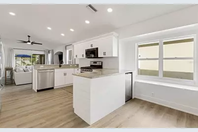 6226 Blueflower Court, Lakewood Ranch, FL 34202 - Photo 11