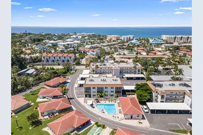 110 Vista Hermosa Circle #106B, Sarasota, FL 34242 - Photo 1