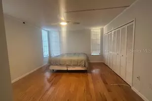 7461 W Country Club Dr N, Sarasota, FL 34243 - Photo 15