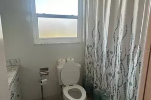 7461 W Country Club Dr N, Sarasota, FL 34243 - Photo 11