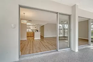 101 Whispering Sands Dr, Sarasota, FL 34242 - Photo 17