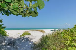 101 Whispering Sands Dr, Sarasota, FL 34242 - Photo 49