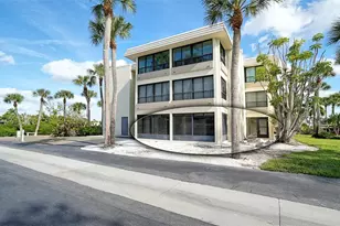 101 Whispering Sands Dr, Sarasota, FL 34242 - Photo 39