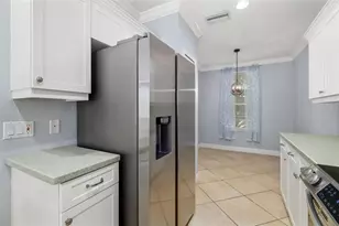 5615 Southernmost Ln, Bradenton, FL 34203 - Photo 11