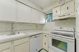 22375 Edgewater Dr, Punta Gorda, FL 33980 - Photo 11