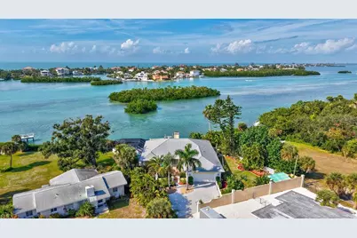 815 Bayshore Road, Nokomis, FL 34275 - Photo 1