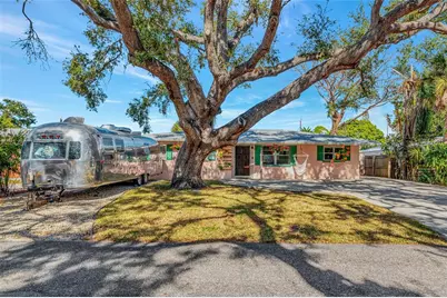 2835 Williamsburg Street, Sarasota, FL 34231 - Photo 3