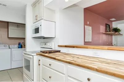 2835 Williamsburg Street, Sarasota, FL 34231 - Photo 13