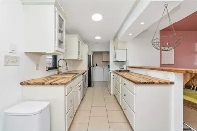 2835 Williamsburg Street, Sarasota, FL 34231 - Photo 11