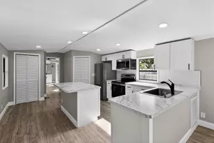 9528 Xenia St, New Port Richey, FL 34654 - Photo 3