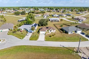 25324 Lychee Ct, Punta Gorda, FL 33955 - Photo 19