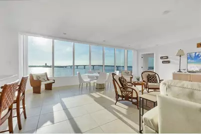 350 Golden Gate Point #62, Sarasota, FL 34236 - Photo 5