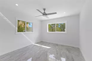 910 Bayshore Dr, Terra Ceia, FL 34250 - Photo 37