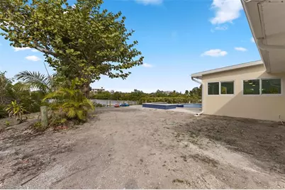 910 Bayshore Drive, Terra Ceia, FL 34250 - Photo 57