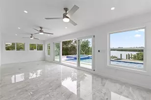 910 Bayshore Dr, Terra Ceia, FL 34250 - Photo 27