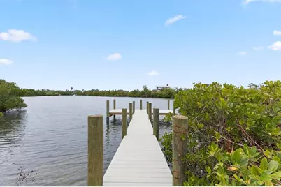 910 Bayshore Drive, Terra Ceia, FL 34250 - Photo 45