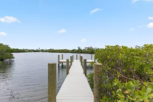 910 Bayshore Dr, Terra Ceia, FL 34250 - Photo 45