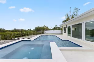 910 Bayshore Dr, Terra Ceia, FL 34250 - Photo 39