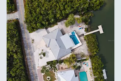 910 Bayshore Drive, Terra Ceia, FL 34250 - Photo 51