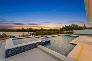 910 Bayshore Dr, Terra Ceia, FL 34250 - Photo 7