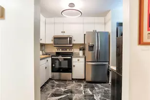 322 Timber Lake Dr, Bradenton, FL 34210 - Photo 5