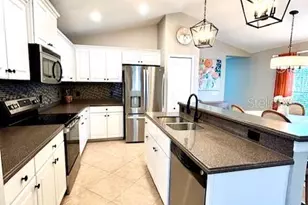 6559 Pine Breeze Run, Sarasota, FL 34243 - Photo 5