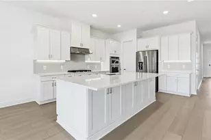 19090 Roble Ct, Venice, FL 34293 - Photo 5