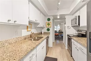 3711 Almeria Ave, Sarasota, FL 34239 - Photo 19