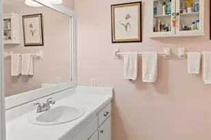 3711 Almeria Ave, Sarasota, FL 34239 - Photo 25